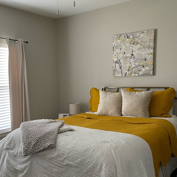 target gold quilt